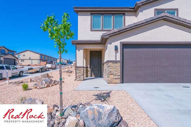 Building Photo - 3 Bedroom Hurricane Townhome With Scenic Views