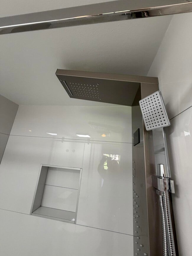 Building Photo - 1921 SW 15th St