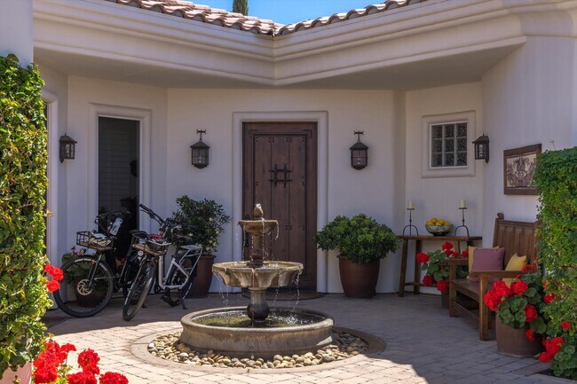 Building Photo - 79365 Mandarina