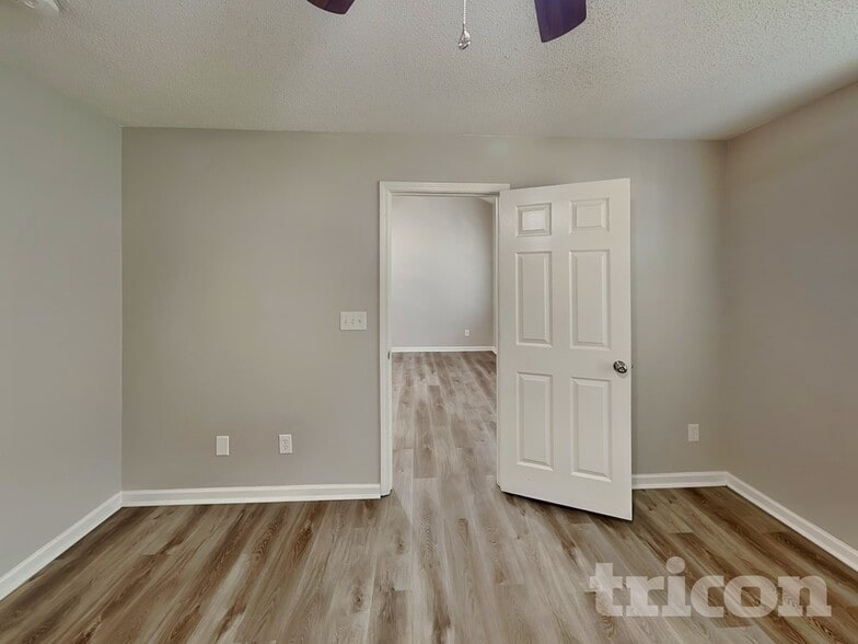 Building Photo - 12360 Hennigan Pl Ln