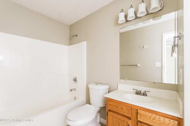 Building Photo - 6607 Glastonburg Ln