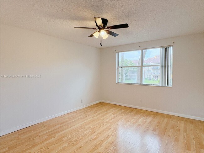 Building Photo - 9055 Wiles Rd
