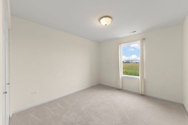 Building Photo - 4200 Calder Ln