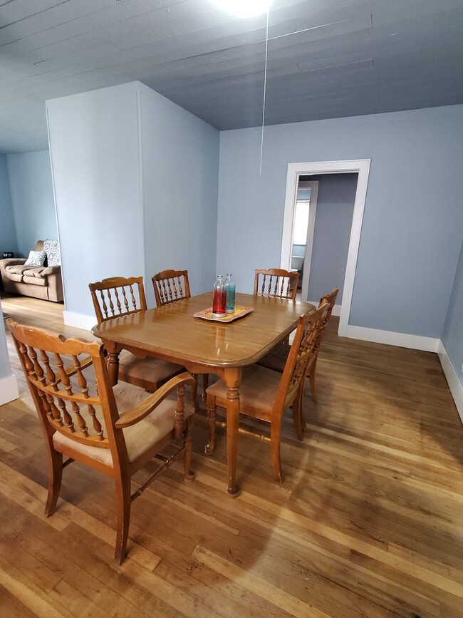 Dining Area - 1621 6th St