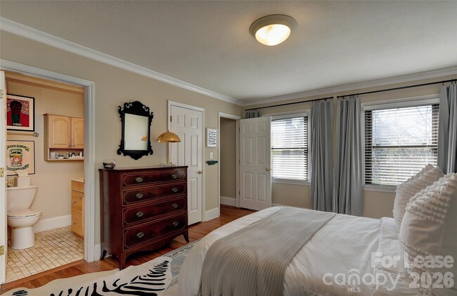 Building Photo - 1308 Mockingbird Ln