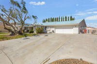 Building Photo - 2503 Brentwood Dr