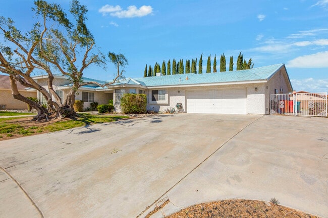 Primary Photo - 2503 Brentwood Dr