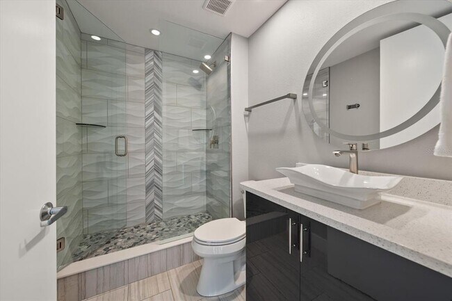 Building Photo - 1560 Gulf Blvd