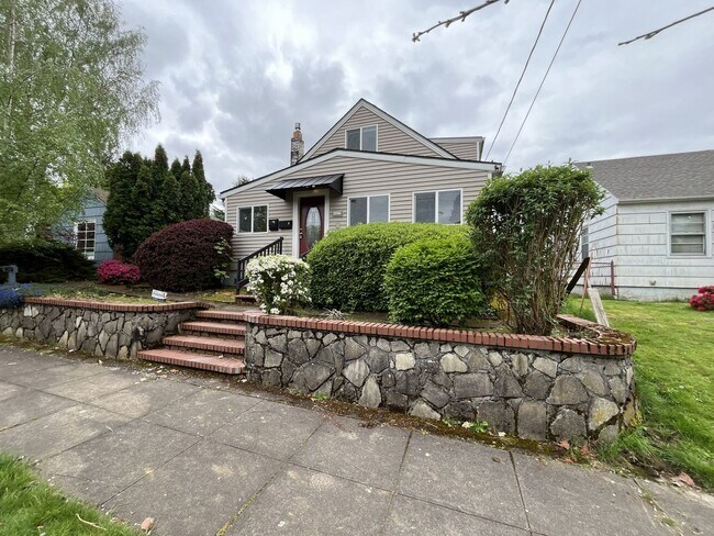 Building Photo - Character-Filled Concordia Home with Flexible Living Spaces & Gas Fireplace