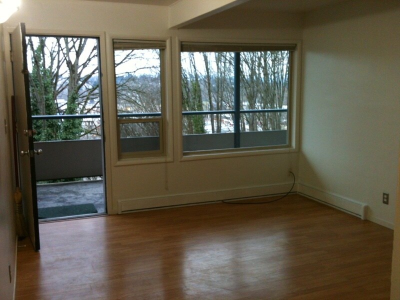 Building Photo - 4704 22nd Ave NE