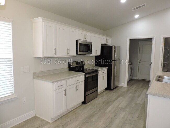 Building Photo - 4701 Muscoda St