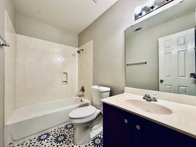 Building Photo - 416 Emma Rose Trail