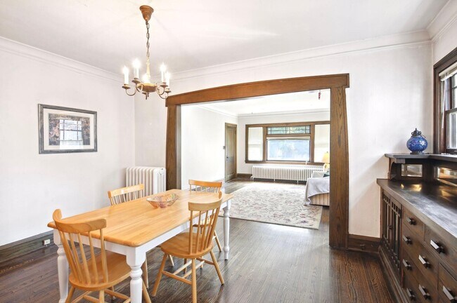 Building Photo - 4542 Grand Ave S