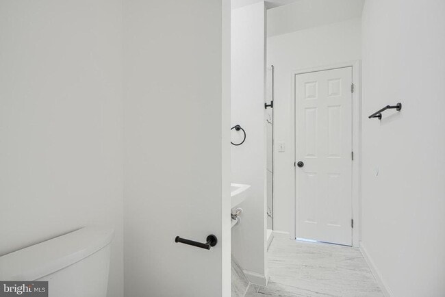 Building Photo - 7 S Carrollton Ave