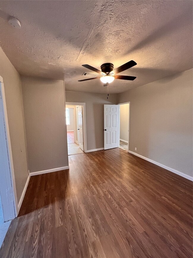 Building Photo - 2065 Lela St