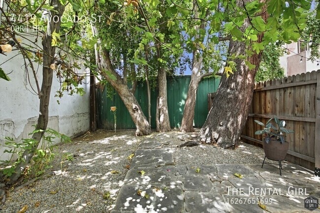 Building Photo - 4419 Avocado St