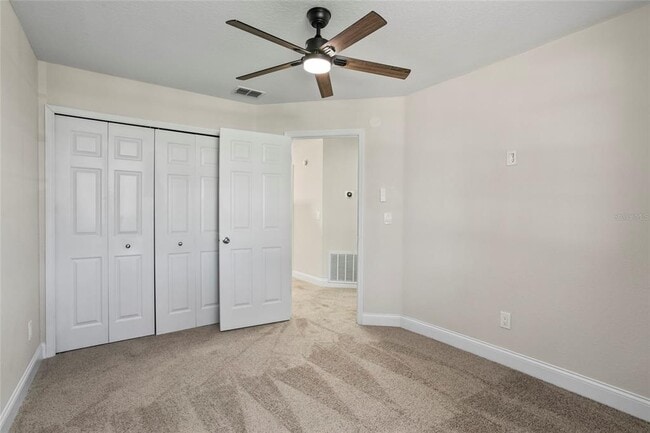 Building Photo - 214 Pinewood Dr