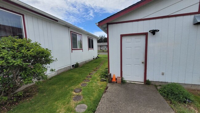 Building Photo - Great Home in Great Location!