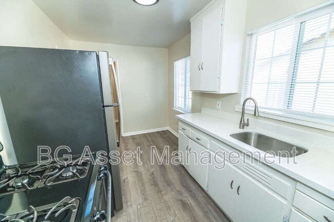 Building Photo - 156 Marina Way