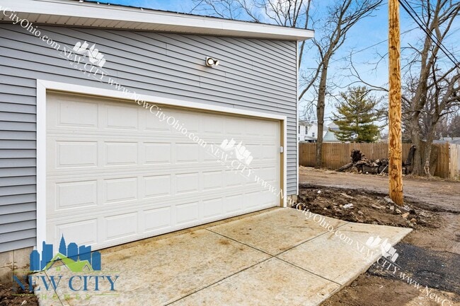 Building Photo - 2025 NEW YEAR'S SPECIAL! No App Fee! NEWLY BUILT 3 Bedroom, 2.5 Bathroom Gorgeous Franklinton Home!