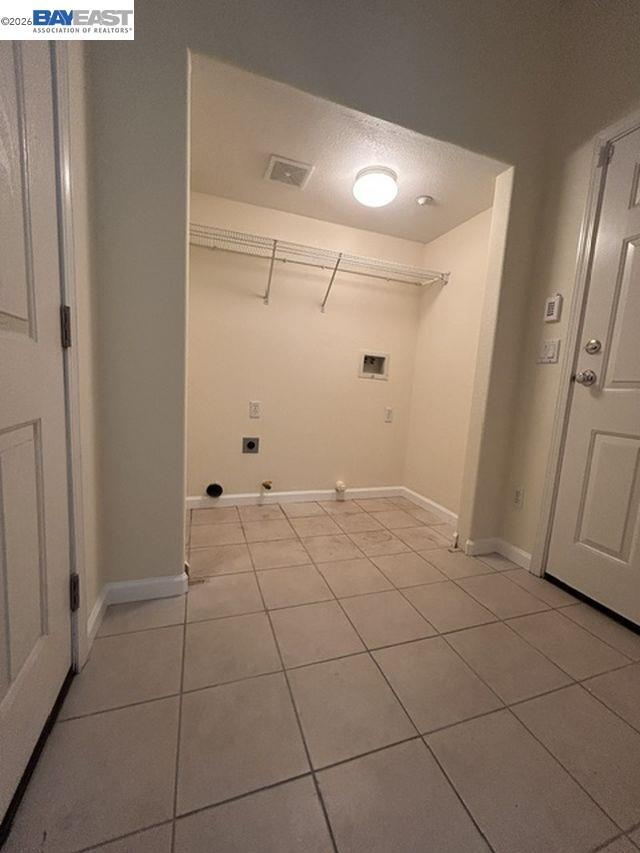 Building Photo - 15 Meritage Common