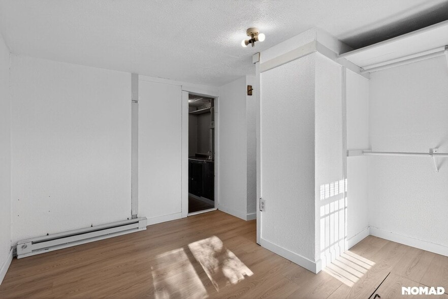 Building Photo - 2509 Royalty Ct