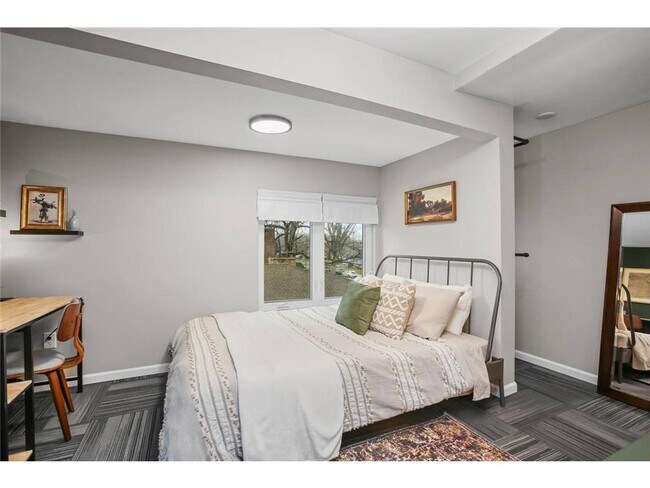 Building Photo - 4405 N Morgan Ave