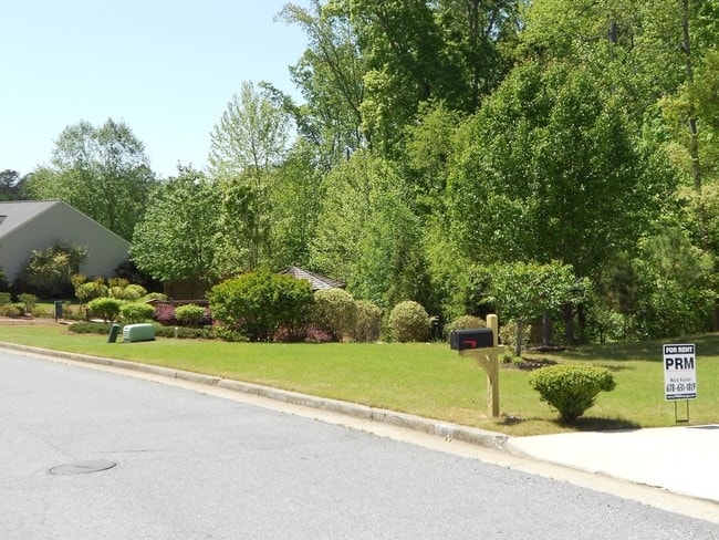 Building Photo - Kennesaw Ranch