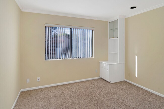 Building Photo - 21800 Marylee St