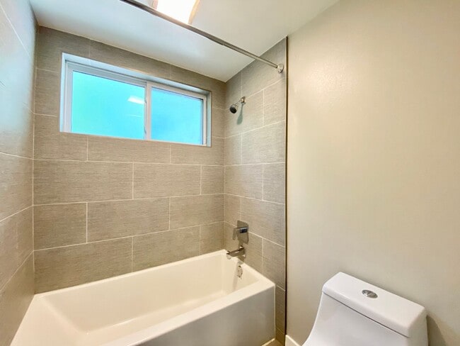 Building Photo - Great Home for rent