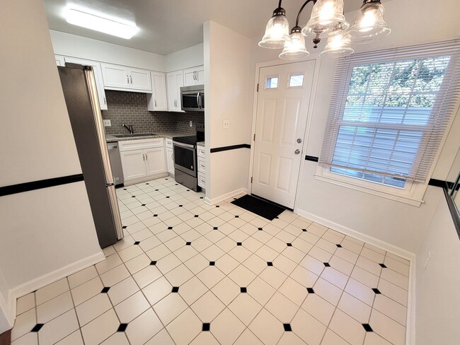 Building Photo - 2-Bedroom in the perfect location! ***First month free with a 13-month lease.***