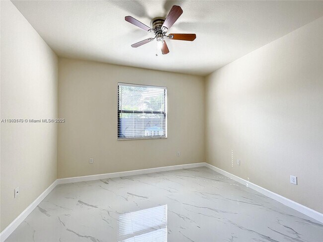Building Photo - 11482 SW 238th Terrace