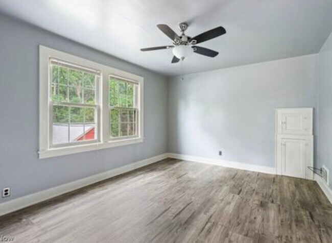 Building Photo - 4224 Chester Dr