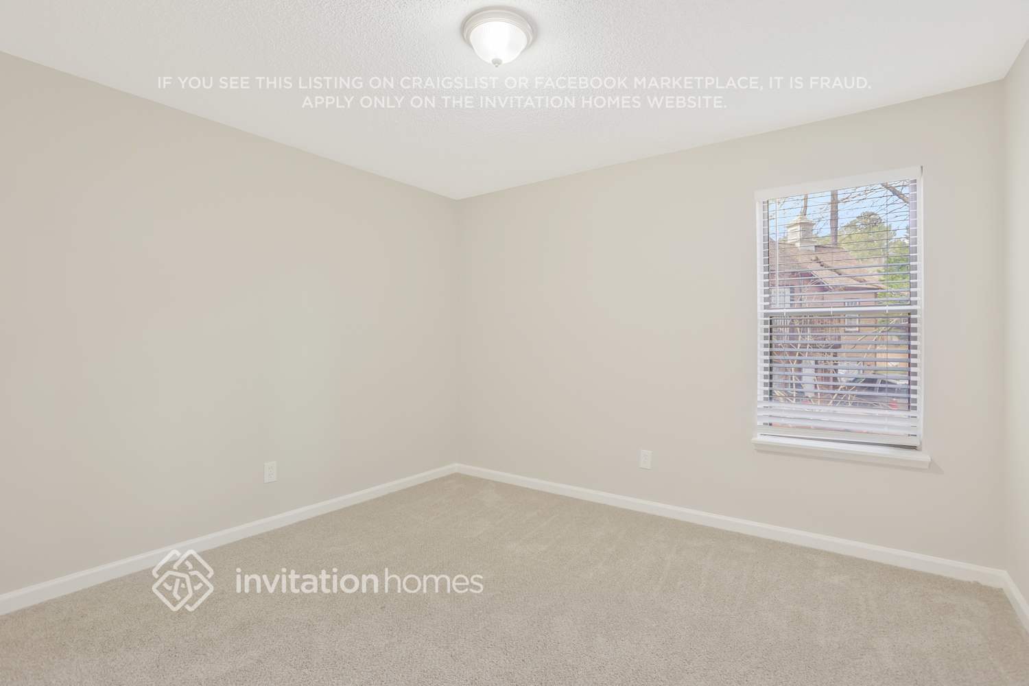 Building Photo - 2505 Desiree Way NW