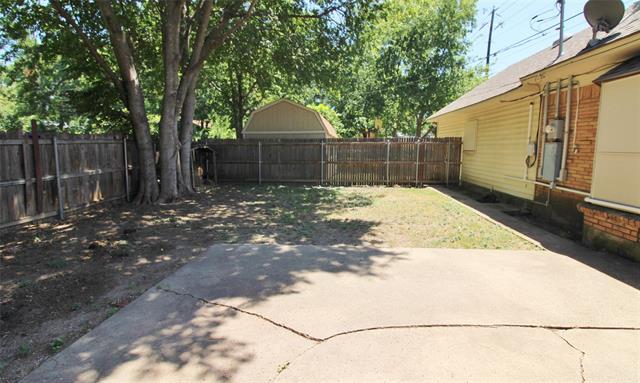 Building Photo - 900 Valley Ridge Dr