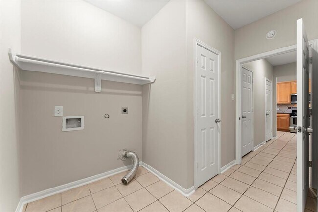 Building Photo - 6614 Autumn Flowers Dr
