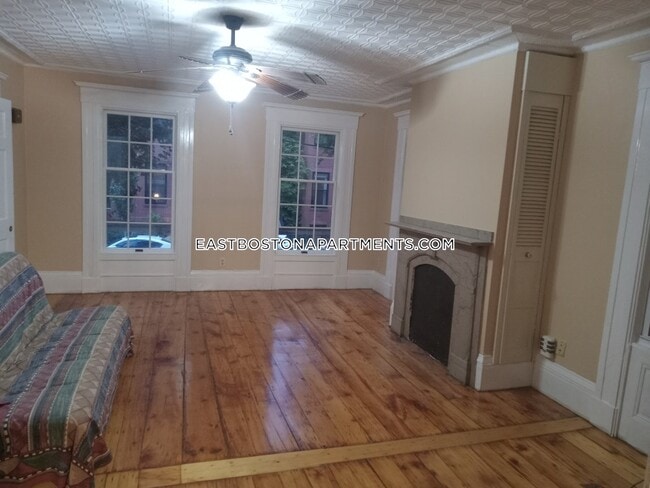 Building Photo - 46 Princeton St