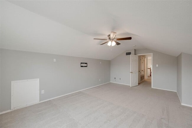 Building Photo - 8621 Neider Dr