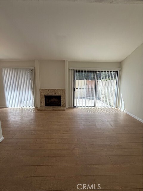 Building Photo - 5720 Owensmouth Ave