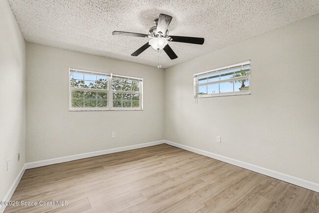 Building Photo - 3135 Shady Dell Ln