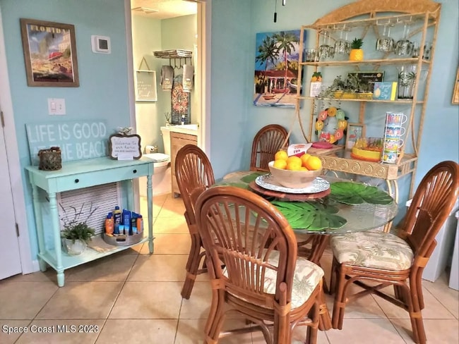 Building Photo - 8751 Live Oak Ct