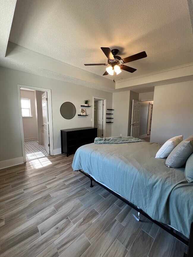 Building Photo - 82 Saddlebrush Rd