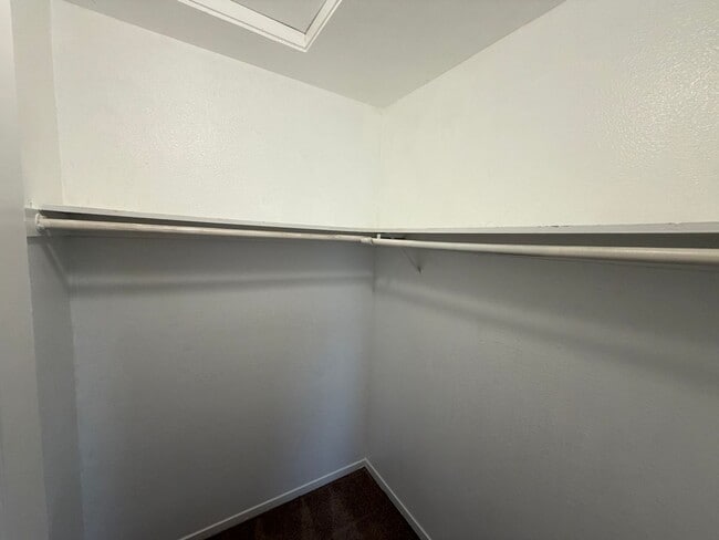 Building Photo - Cute Home in EGUSD