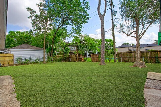 Building Photo - 18330 Cape Bahamas Ln