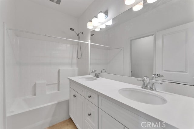 Building Photo - 2904 E Via Fiano
