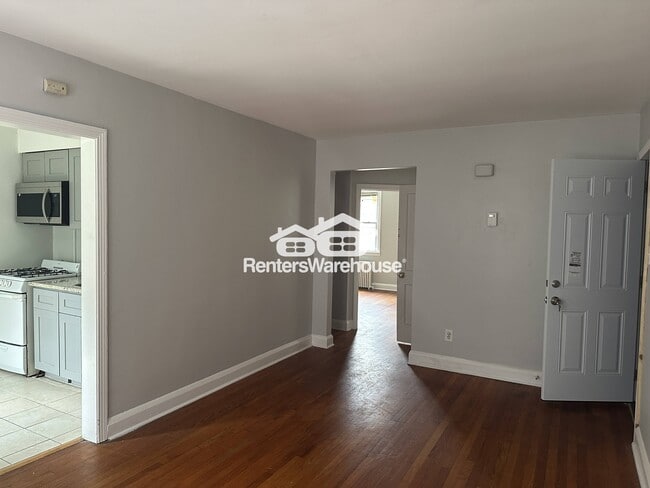 Building Photo - 6103 Chinquapin Pkwy