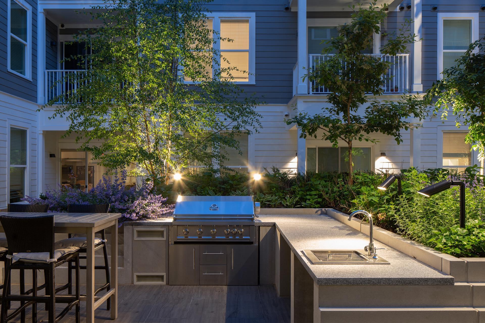 Building Photo - 8525 Chevy Chase Lake Terrace
