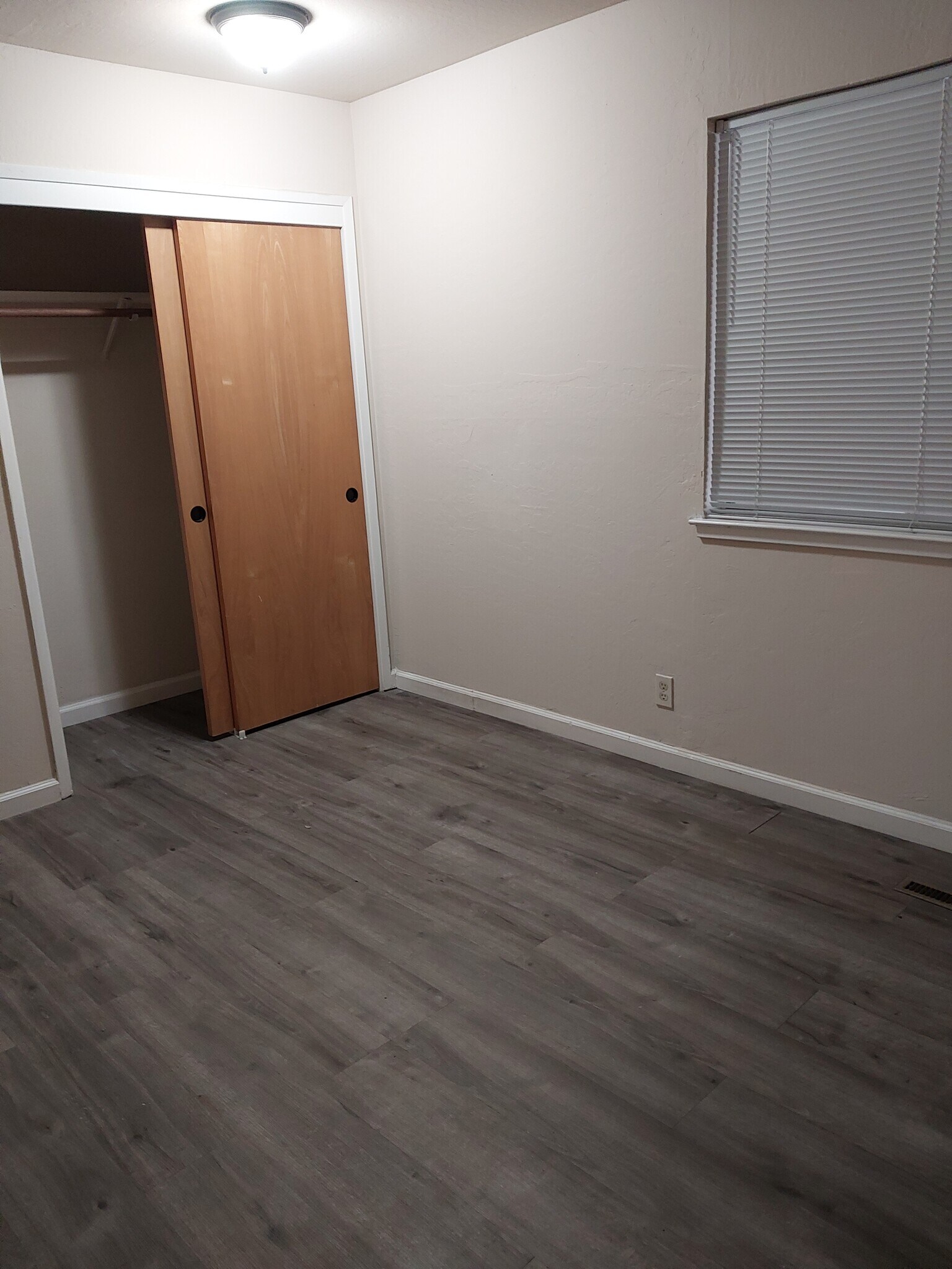 Building Photo - 436 Vasquez Ct