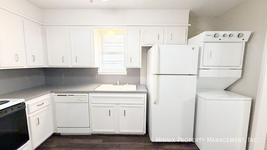 Building Photo - 7303 Avenue X