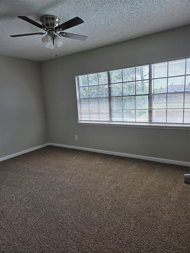 Building Photo - 14959 Havenridge Dr